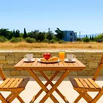 Apartment Nostalgia Paros Seaside *