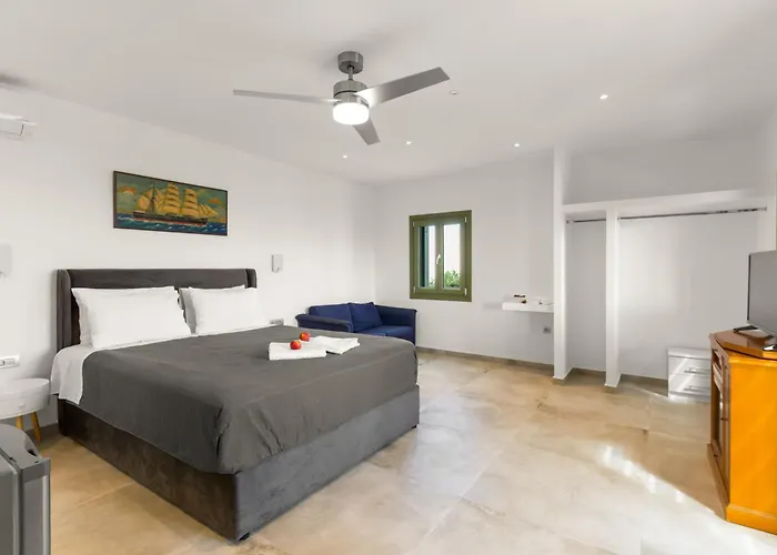 Nostalgia Paros Seaside * Ampelas