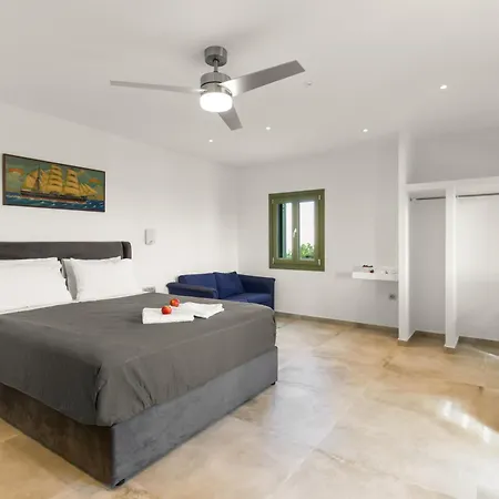 Nostalgia Paros Seaside * Ambelas