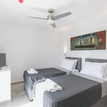Nostalgia Paros Seaside Daire Ambelas