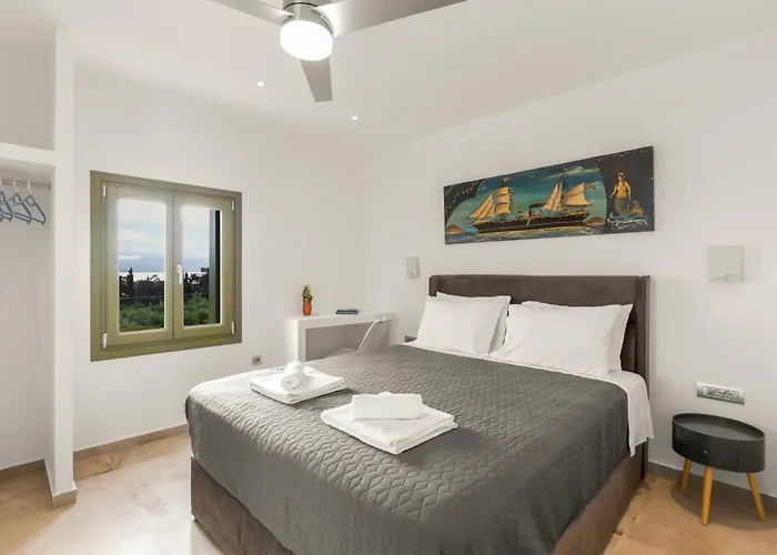 Nostalgia Paros Seaside * Ambelas